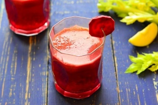 The combination of the-products-of-carrots-spinach-and-beet-enables you to improve the blood circulation-and-cleanse-vessels
