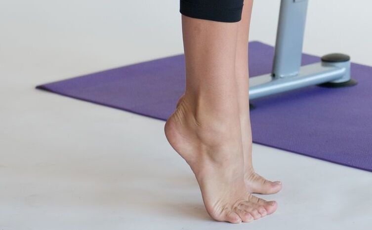 exercise on the toes for the prevention of varicose veins